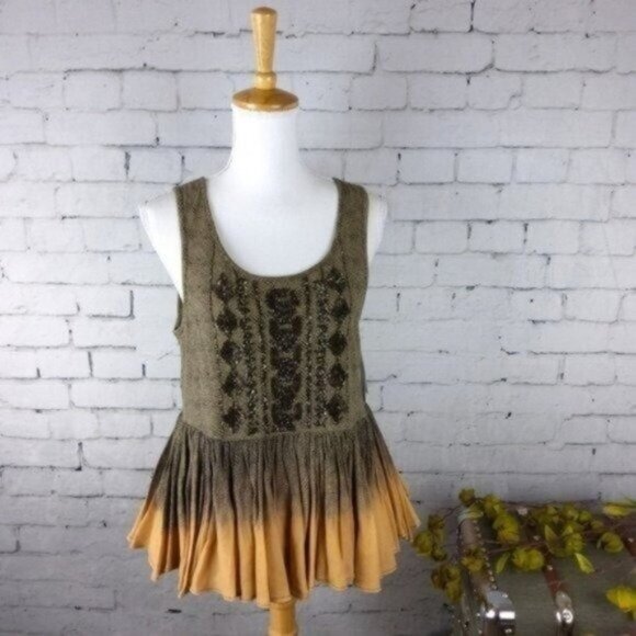 Anthropologie Akemi + Kin Beaded Peplum Top Size Small - Picture 1 of 5